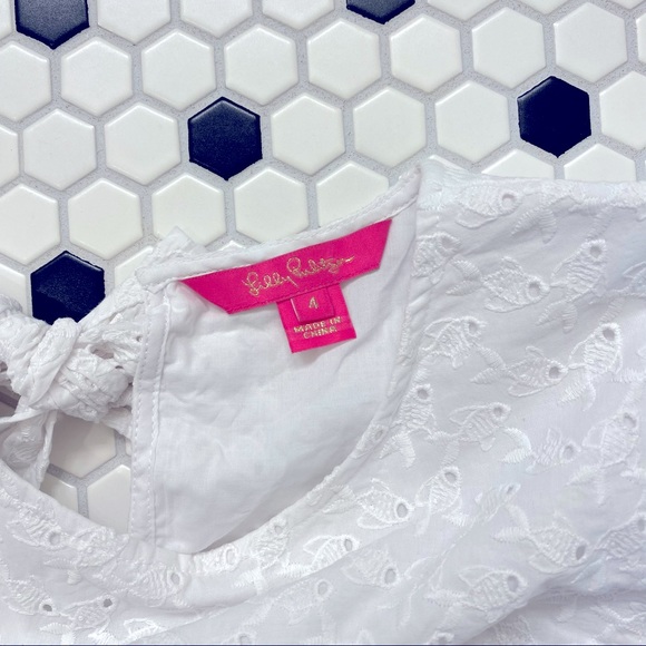 MOVING SALE 🚚 NWOT Lilly Pulitzer Alpinia White Fish Eyelet Ruffle Top - Picture 3 of 4